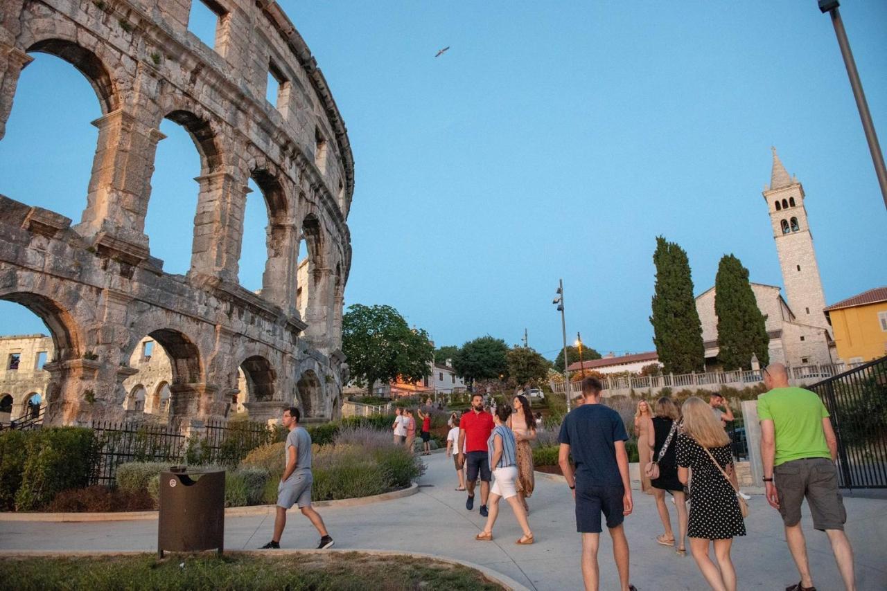 Caveromane Pula Exterior photo