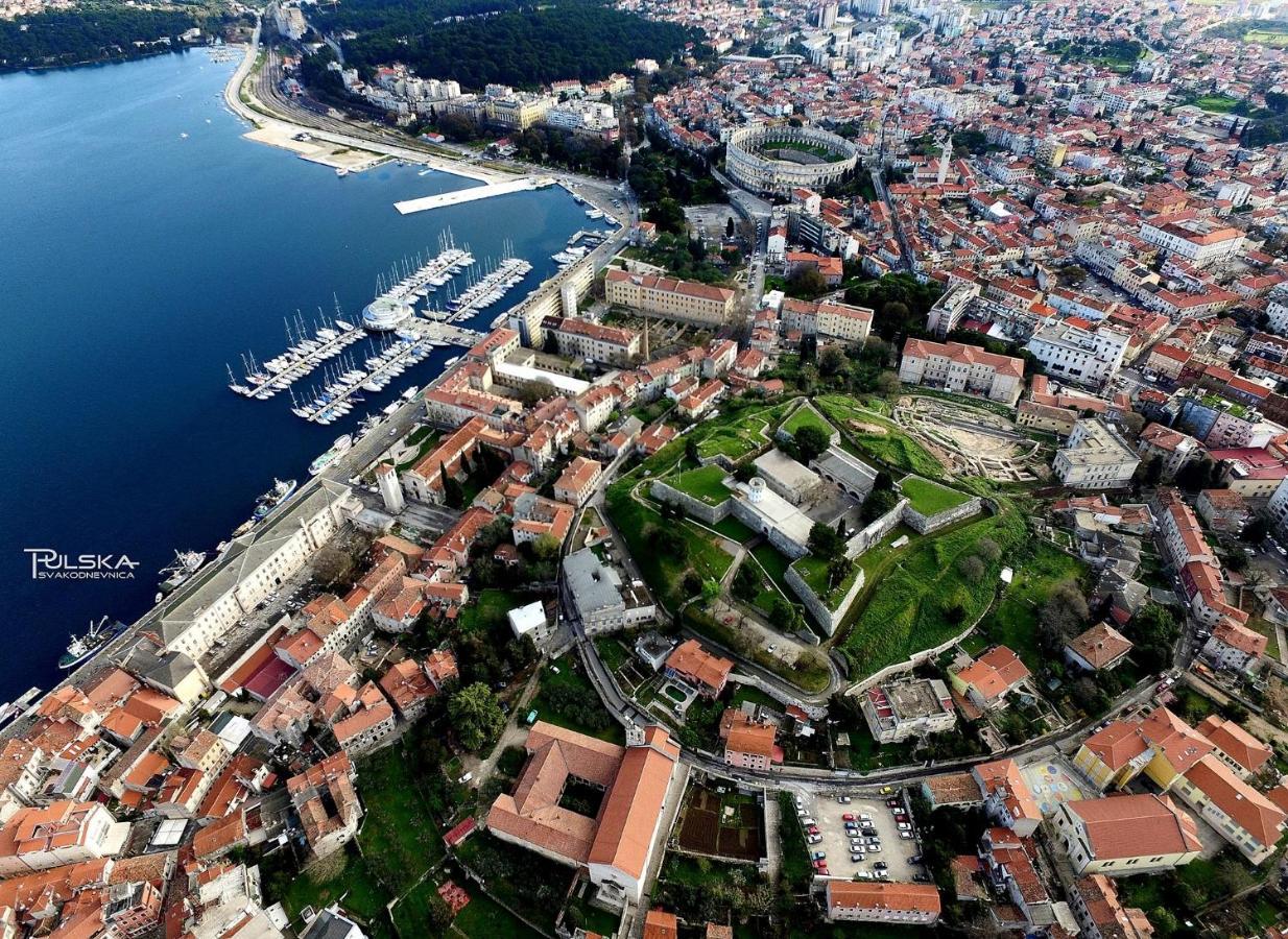 Caveromane Pula Exterior photo
